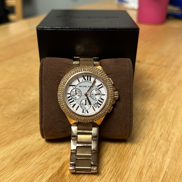 Michael Kors Watch - Picture 3 of 3